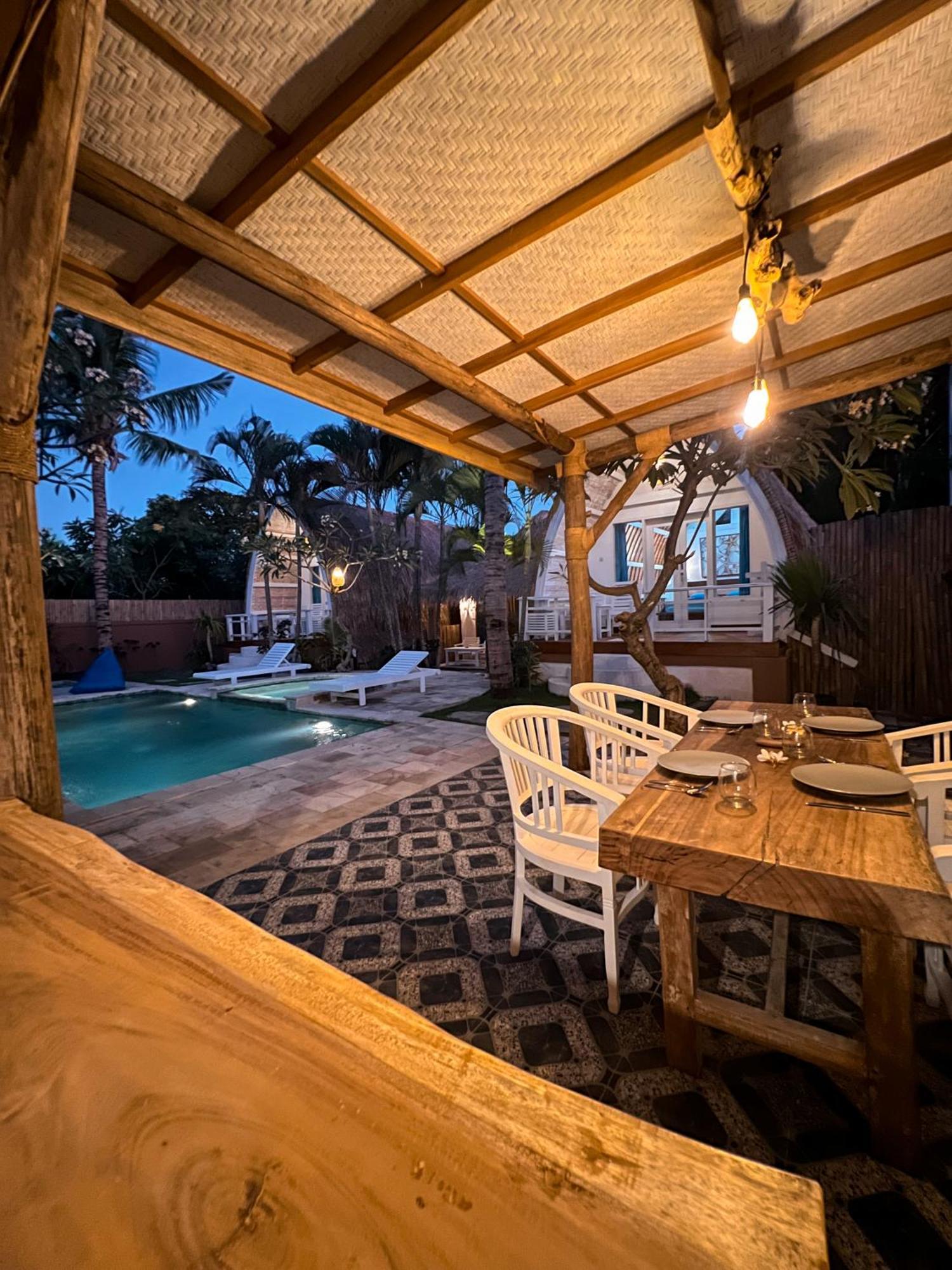 Coconut Dream Villas Gili Trawangan Exterior photo