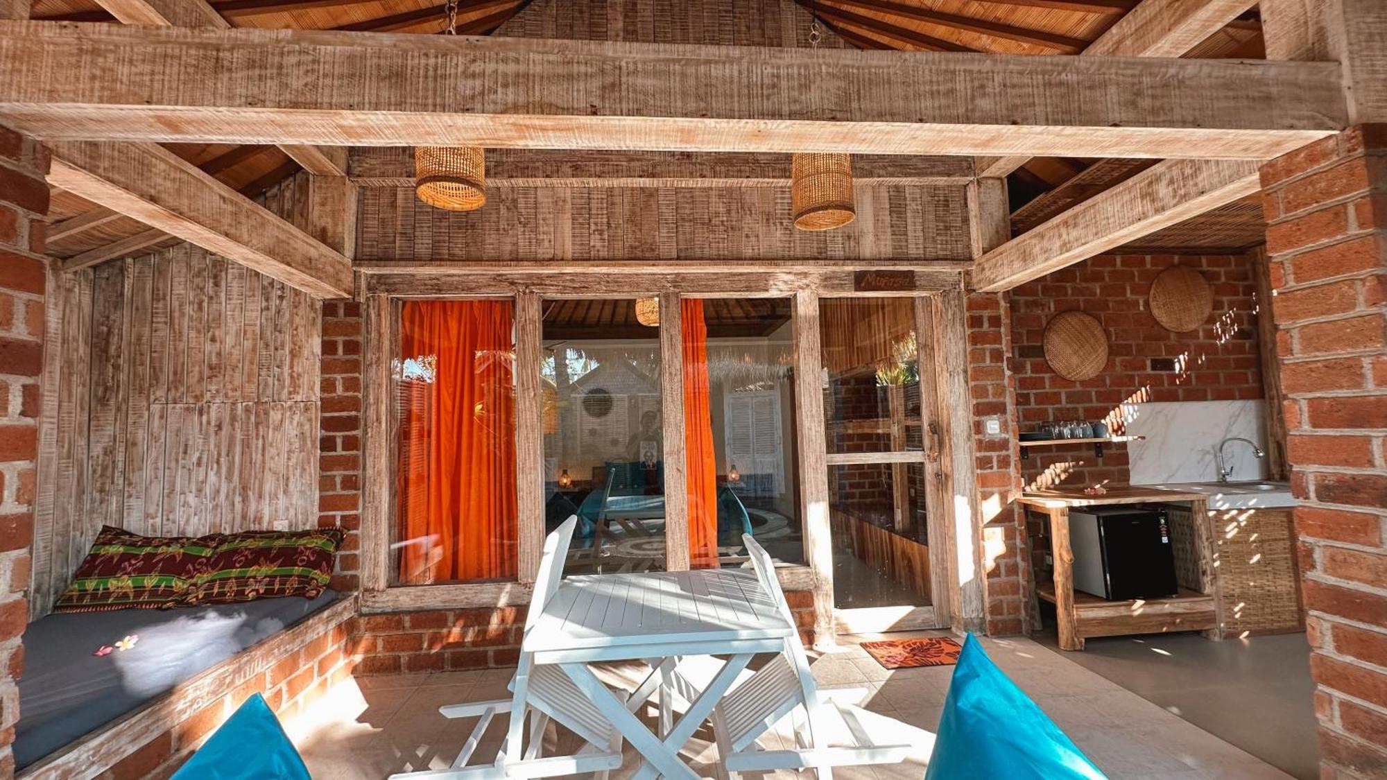 Coconut Dream Villas Gili Trawangan Exterior photo
